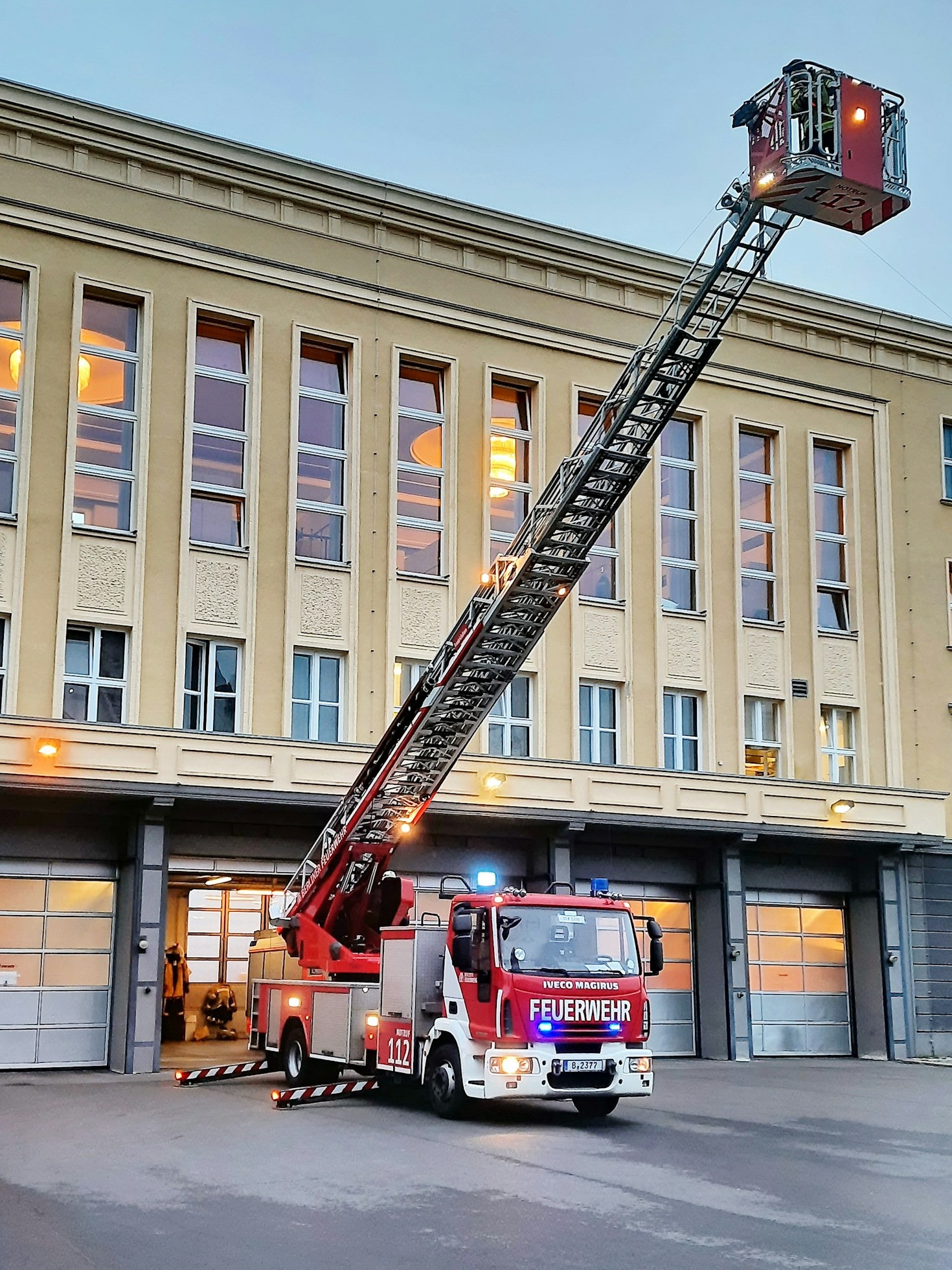 Technik und Tradition: Die Feuerwehr im Wandel der Zeit